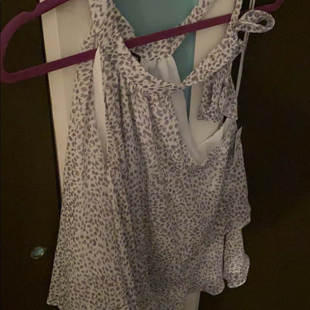 Cute white and black cheetah pattern blouse